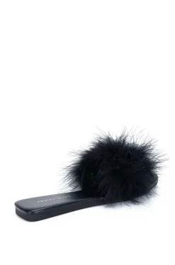 Janessa- Fluffy Flat Sandal