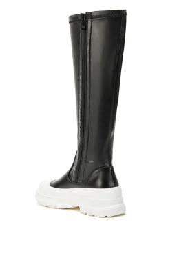 Lois- Flat Boot