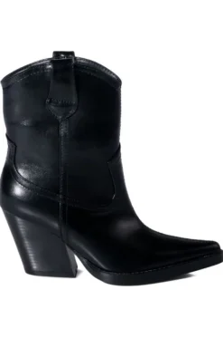Matty- 2-In-1 Cuff Boot