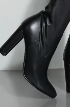 Temptation Thick Heeled Boot
